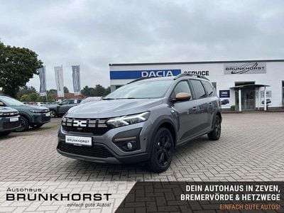 Nouă Dacia Jogger Extreme 101 CP (74 kW) 2025 Gri Monovolum