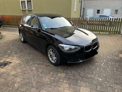Gebraucht BMW 116 136 PS (100 kW) 2014 Schwarz Kleinwagen