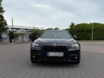 Gebraucht BMW 525 M Sport 218 PS (160 kW) 2012 Schwarz Limousine