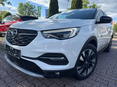 Gebraucht Opel Grandland X 177 PS (130 kW) 2019 Weiß SUV