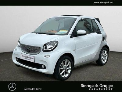 Gebraucht Smart ForTwo Cabrio Passion 71 PS (52 kW) 2017 Weiß Cabrio