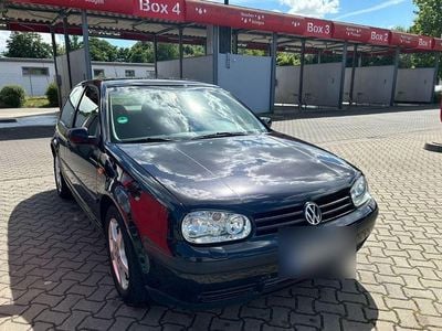 Gebraucht VW Golf IV 105 PS (77 kW) 2002 Schwarz Kleinwagen