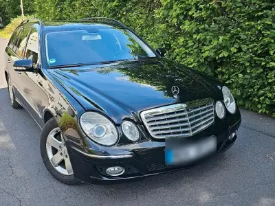 Gebraucht Mercedes 220 170 PS (125 kW) 2008 Schwarz Kombi