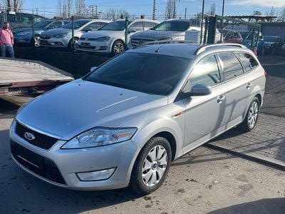 Gebraucht Ford Mondeo Ambiente 140 PS (102 kW) 2009 Silber Kombi