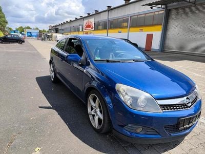 Opel Astra GTC