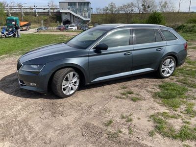 gebraucht Skoda Superb 2.0 TDI gepflegt, Bremsen neu, RAUMWUNDER