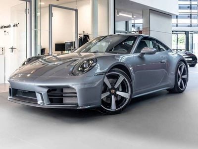 Porsche 911 Carrera