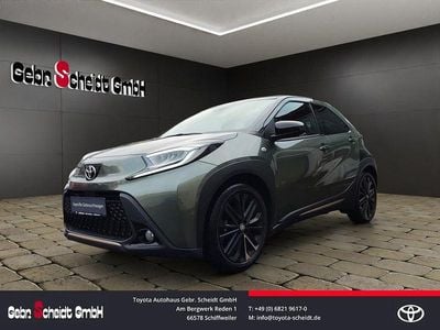 Grün Gebraucht 2022 Toyota Aygo X Style SUV | 17.280 € (Etwas zu teuer)
