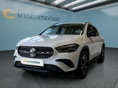 Gebraucht Mercedes GLA220 190 PS (139 kW) 2024 Weiß SUV