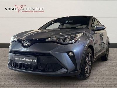 Sodalithblau metalli Gebraucht 2023 Toyota C-HR Team SUV | 26.480 € (Guter Preis)