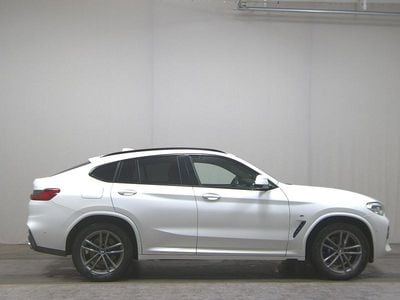 Gebraucht BMW X4 M Sport 265 PS (194 kW) 2020 Weiss SUV