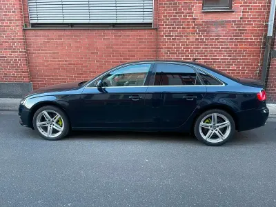 Gebraucht Audi A4 160 PS (117 kW) 2008 Blau Limousine