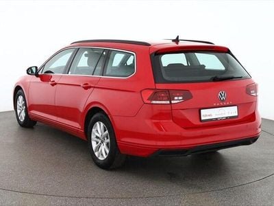 Gebraucht VW Passat Business 122 PS (89 kW) 2023 Rot Kombi