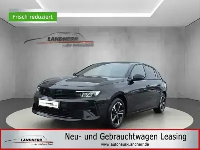 Używany Opel Astra 131 KM (96 kW) 2025 Czarny Sedan/Limuzyna