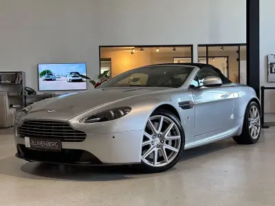 Gebraucht Aston Martin V8 Vantage 426 PS (313 kW) 2013 Schwarz Cabrio