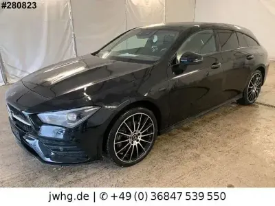 Gebraucht Mercedes CLA250e Shooting Brake AMG line 218 PS (160 kW) 2021 Schwarz Kombi
