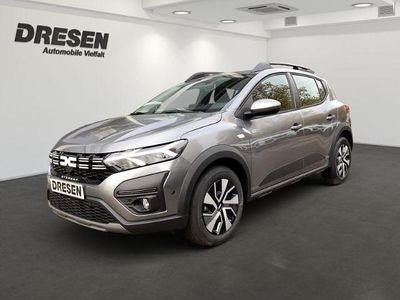 Grau Neu 2025 Dacia Sandero Expression SUV | 18.539 €