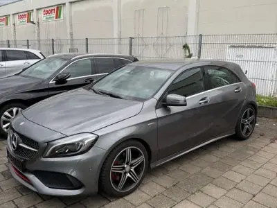 Gebraucht Mercedes A250 AMG 218 PS (160 kW) 2016 Grau Kleinwagen