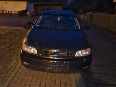 Gebraucht Opel Omega 106 PS (77 kW) 2000 Grün Kombi