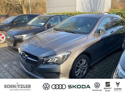 Gebraucht Mercedes CLA200 Shooting Brake Urban 156 PS (114 kW) 2016 Grau Kombi