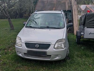 Usata Suzuki Wagon R+ 76 CV (55 kW) 2001 Argento Monovolume