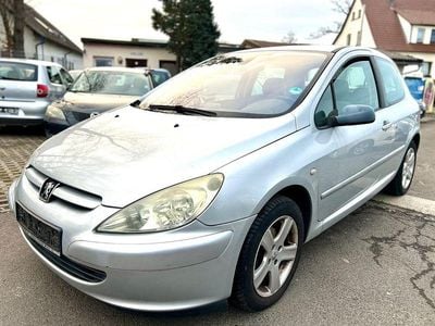 Gebraucht Peugeot 307 Tendance 136 PS (100 kW) 2003 Silber Limousine