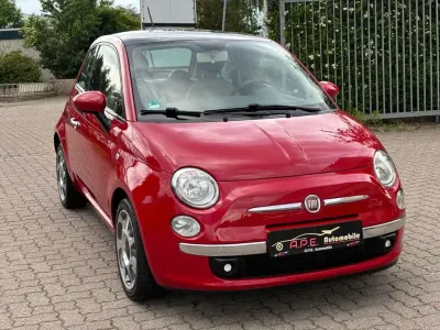 Gebraucht Fiat 500 Lounge 69 PS (50 kW) 2011 Rot Kleinwagen
