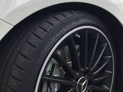 Mercedes A45 AMG