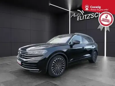 Gebraucht VW Touareg Elegance 381 PS (280 kW) 2023 Grenadillschwarz metallic SUV
