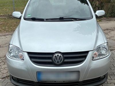 Usata VW Fox 54 CV (39 kW) 2006 Argento Utilitaria