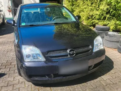 Gebraucht Opel Vectra 147 PS (108 kW) 2003 Schwarz Limousine