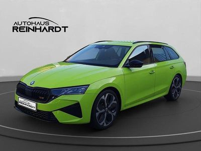 Gebraucht Skoda Octavia RS 265 PS (194 kW) 2024 Mamba green Kombi