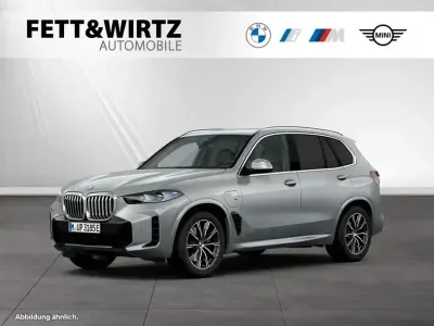 Gebraucht BMW X5 M Sport 489 PS (359 kW) 2025 Skyscraper grau metallic SUV