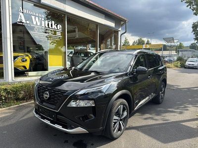 Neu Nissan X-Trail Tekna 213 PS (156 kW) 2025 Black pearl (m) SUV