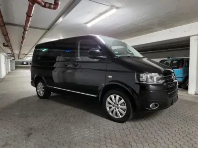 Gebraucht VW Multivan Highline 180 PS (132 kW) 2011 Schwarz Van / Kleinbus