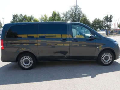 Gebraucht Mercedes Vito 163 PS (119 kW) 2020 Grau Van