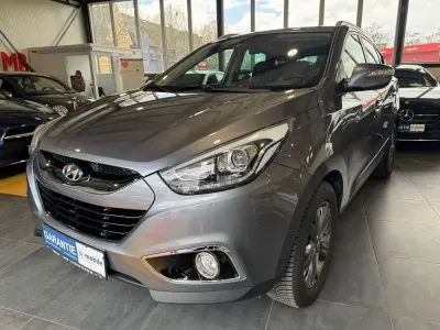 Gebraucht Hyundai ix35 Comfort 136 PS (100 kW) 2014 Grau SUV
