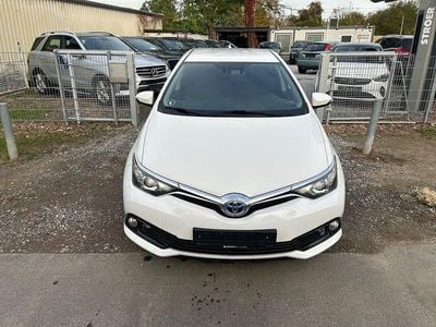 Toyota Auris Hybrid