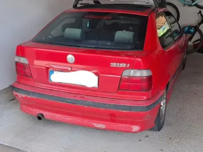 Gebraucht BMW 316 Compact 102 PS (75 kW) 1996 Rot Kleinwagen
