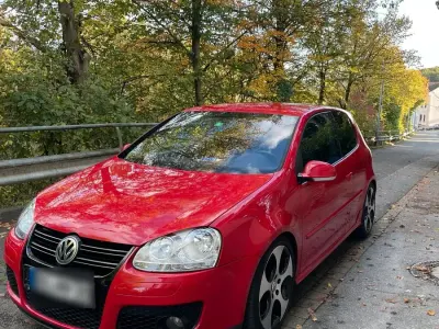 Gebraucht VW Golf V GTI 200 PS (147 kW) 2005 Rot Kleinwagen