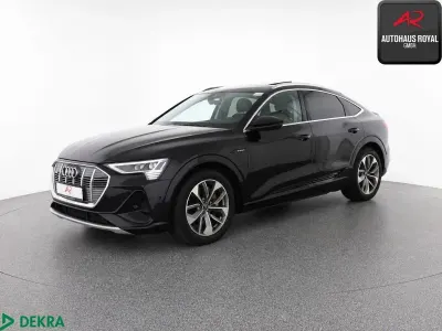 Gebraucht Audi e-tron Sportback S-Line 300 kW (408 PS) 2023 Mythosschwarz SUV