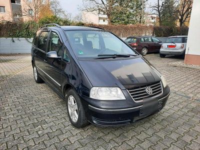 Blau Gebraucht 2005 VW Sharan Van / Kleinbus | 3.999 € (Etwas zu teuer)