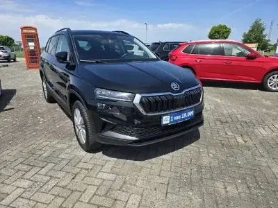 Gebraucht Skoda Karoq Selection 116 PS (85 kW) 2025 Schwarz SUV