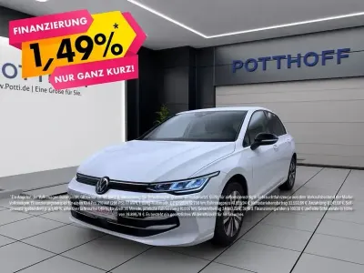 Gebraucht VW Golf VIII Goal 116 PS (85 kW) 2024 Weiß Limousine