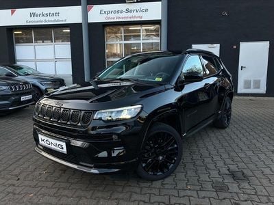 Gebraucht Jeep Compass 131 PS (96 kW) 2024 Schwarz SUV