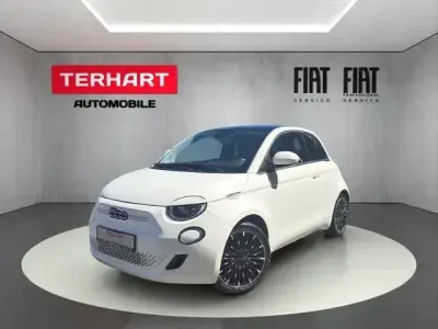 Second-hand Fiat 500e Icon 86 kW (118 CP) 2022 Alb Hatchback