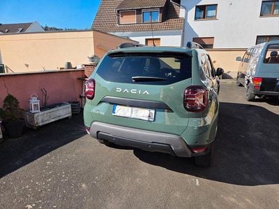 Gebraucht Dacia Duster Journey 131 PS (96 kW) 2023 Grün SUV