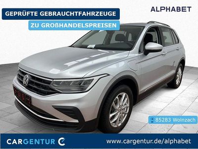 Silber Gebraucht 2022 VW Tiguan Life SUV | 31.190 € (Fairer Preis)