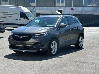 Gebraucht Opel Grandland X Dynamic 131 PS (96 kW) 2018 Grau SUV