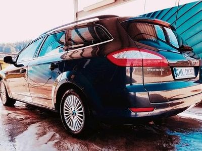 Gebraucht Ford Mondeo 140 PS (102 kW) 2008 Grau Kombi